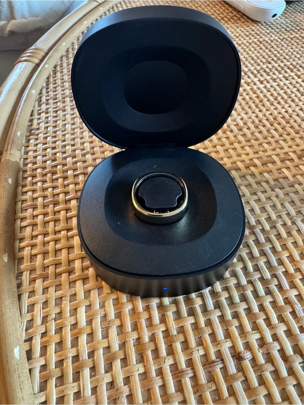 Gold ringconn gen 2 smart ring